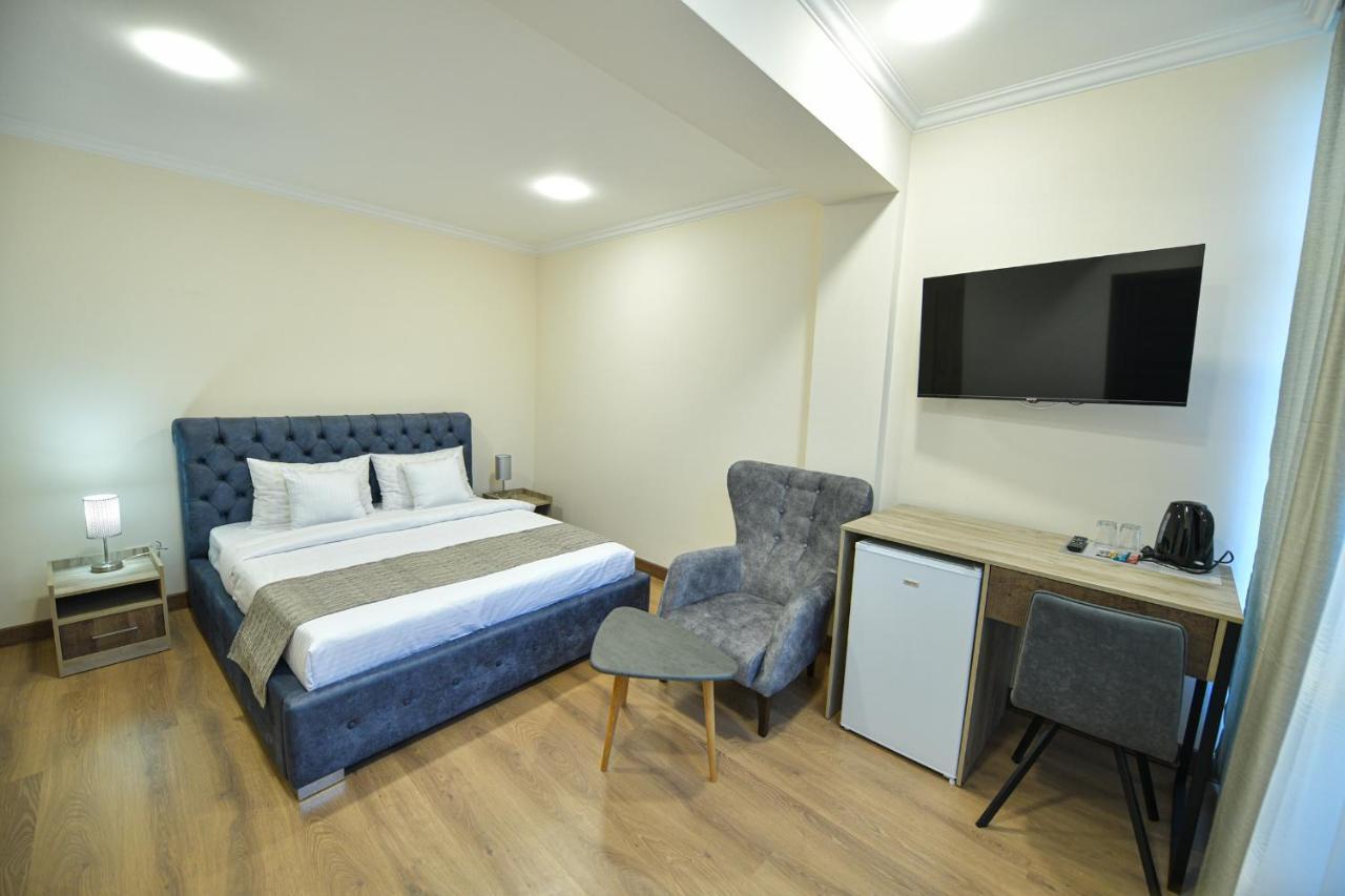 Madin Eco Hotel Debed Exterior foto