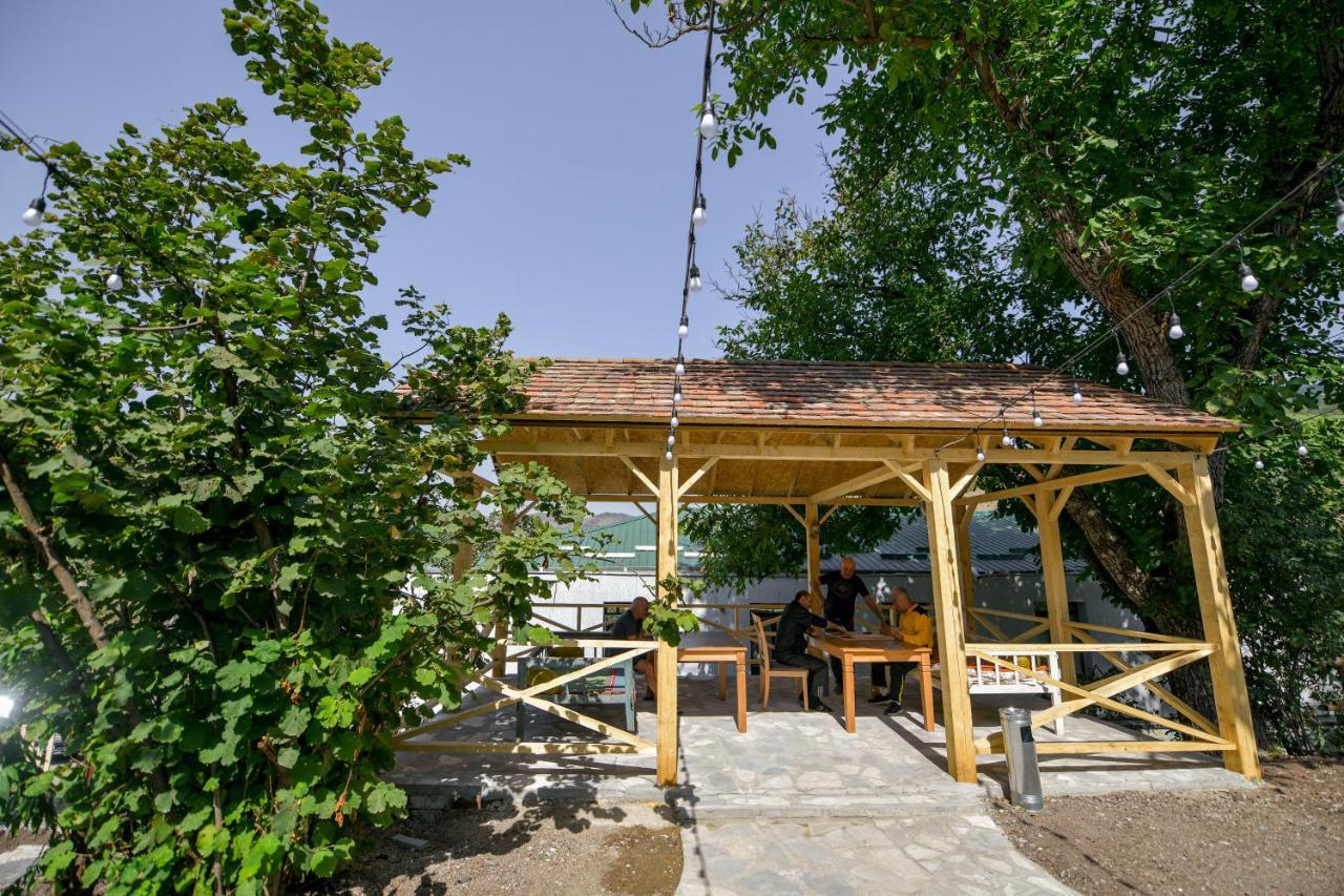Madin Eco Hotel Debed Exterior foto
